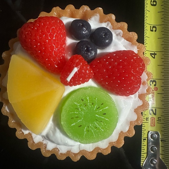 Fruit Tart Candle Fruity Scented - Picture 5 of 6